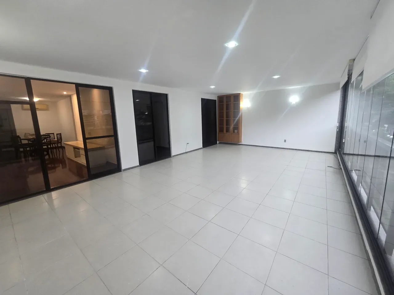 119 m² apartment with a suite and 2 parking spaces — photo 12
