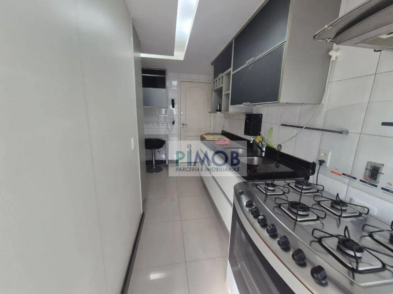 Apartamento mobiliado com 4 quartos e cozinha a gás — photo 4