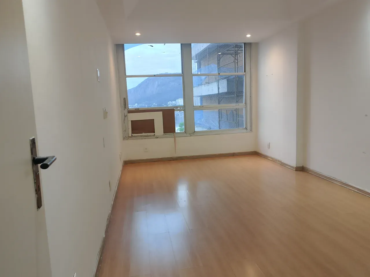 Орендна квартира з 4 спальнями та 190 м² — photo 7
