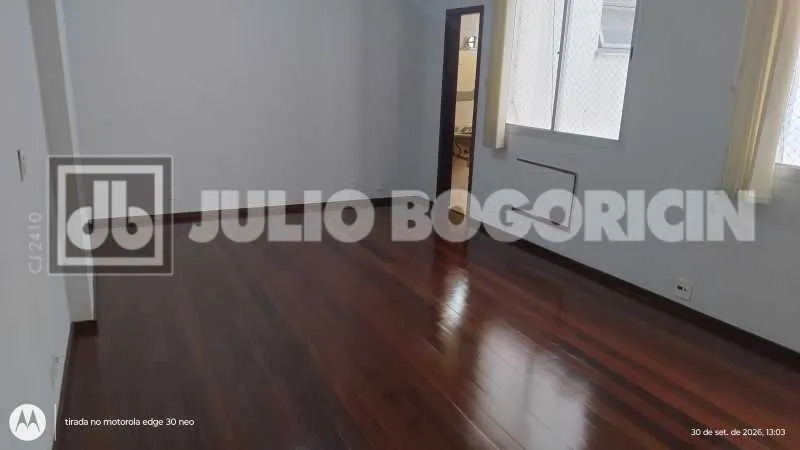 Apartment on the 2nd floor with wood or laminate floors — photo 20