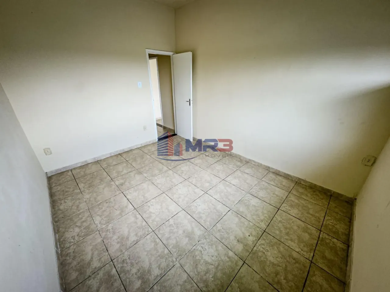 Apartamento para locação com 2 quartos e cozinha fechada — photo 11