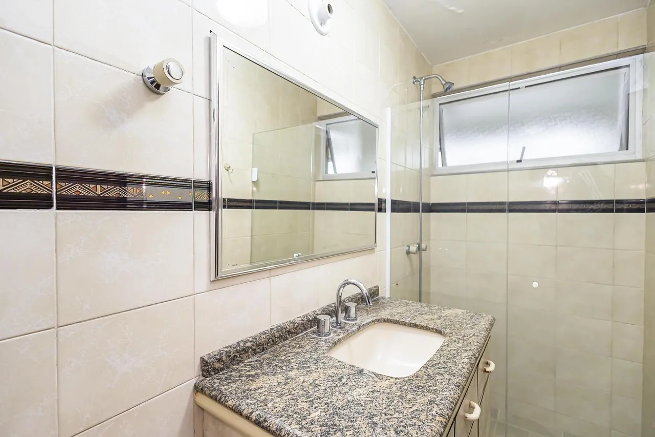 Apartamento com cozinha fechada, 3 quartos e 2 banheiros — photo 20