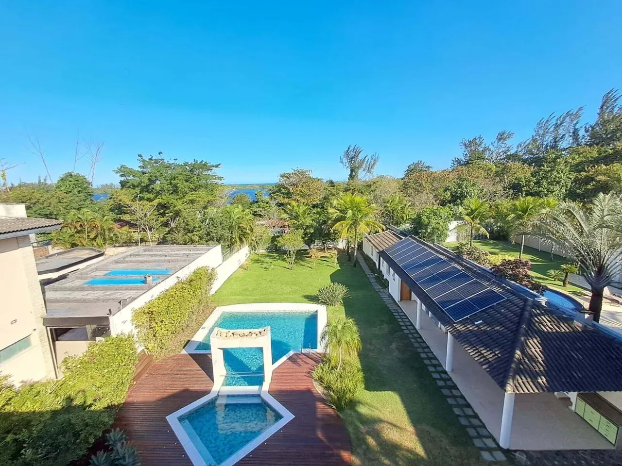 House for rent with 1,500 m², 4 bedrooms and 5 baths — photo 12