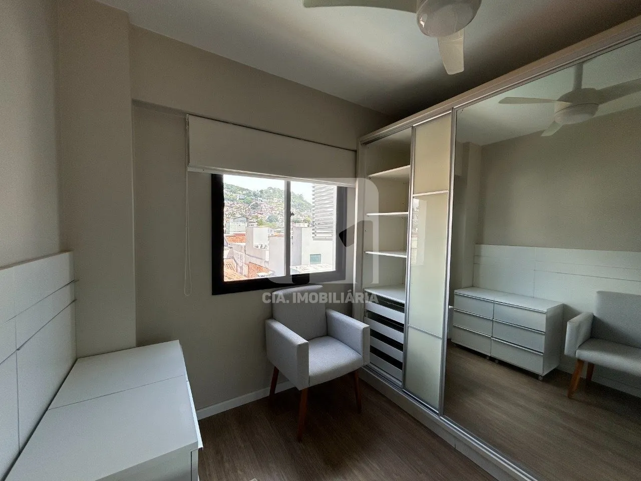 Furnished 3-bedroom apartment with 101 m² and balcony — photo 10