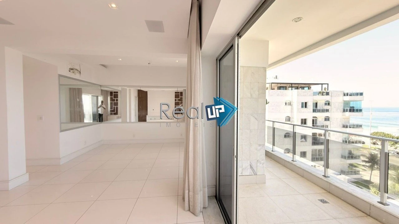 Rooftop apartment with balcony and 4 bedrooms, 5 baths — photo 6