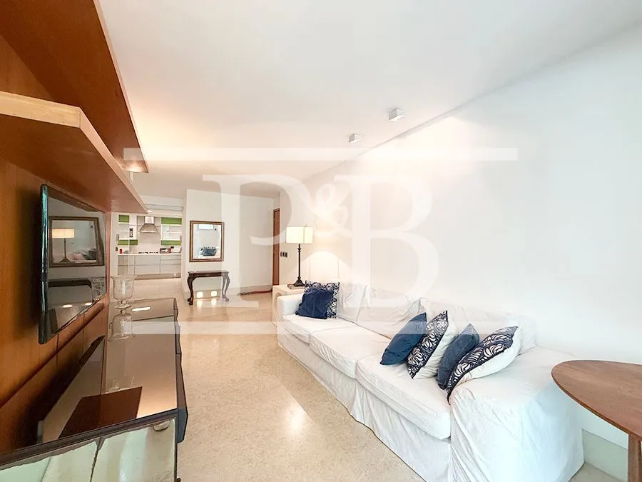 Furnished 3-bedroom apartment with a separate kitchen — photo 11