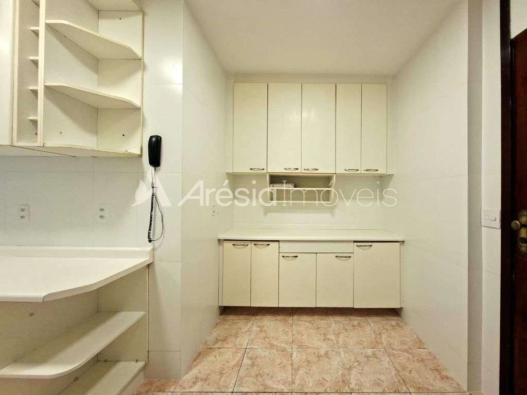 3-bedroom apartment with 140 m² and city-view windows — photo 28