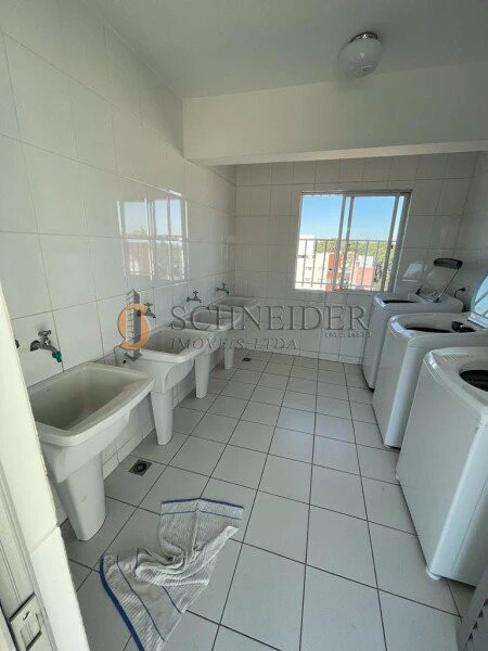 One-bedroom apartment with a washing machine in Curitiba — photo 6