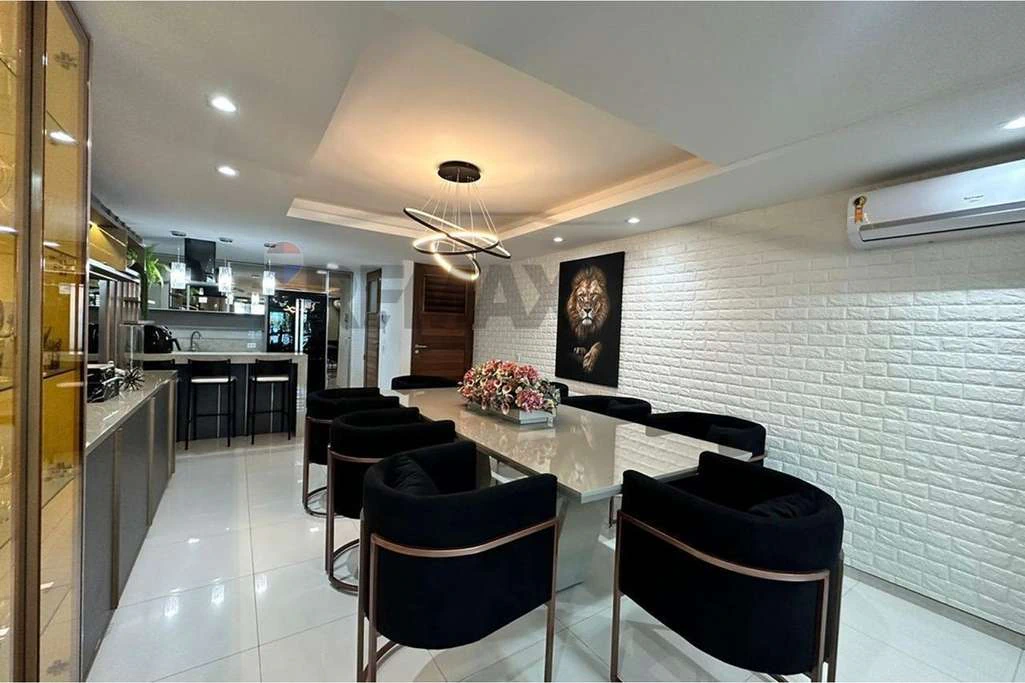 4-bedroom rental apartment with 150 m² and 2 parking spots — photo 5
