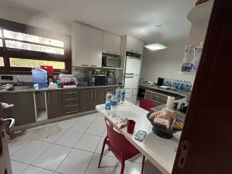 Furnished duplex house with 4 bedrooms and 5 bathrooms — photo 10