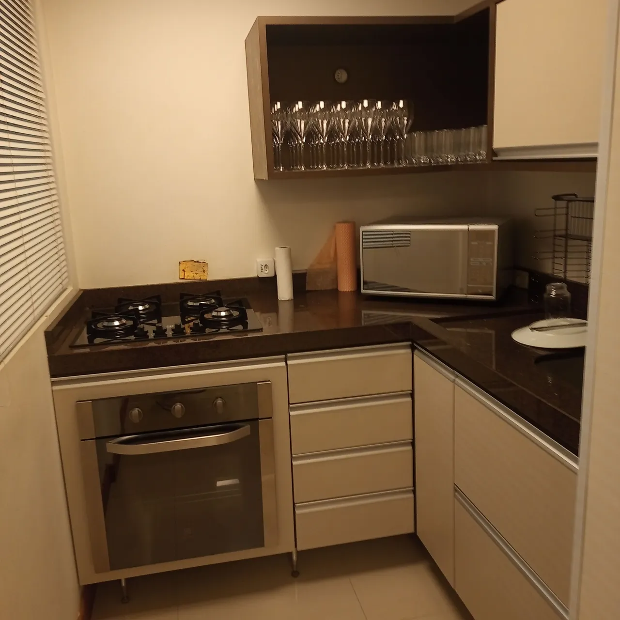 3-bedroom apartment in a building with a gym — photo 20