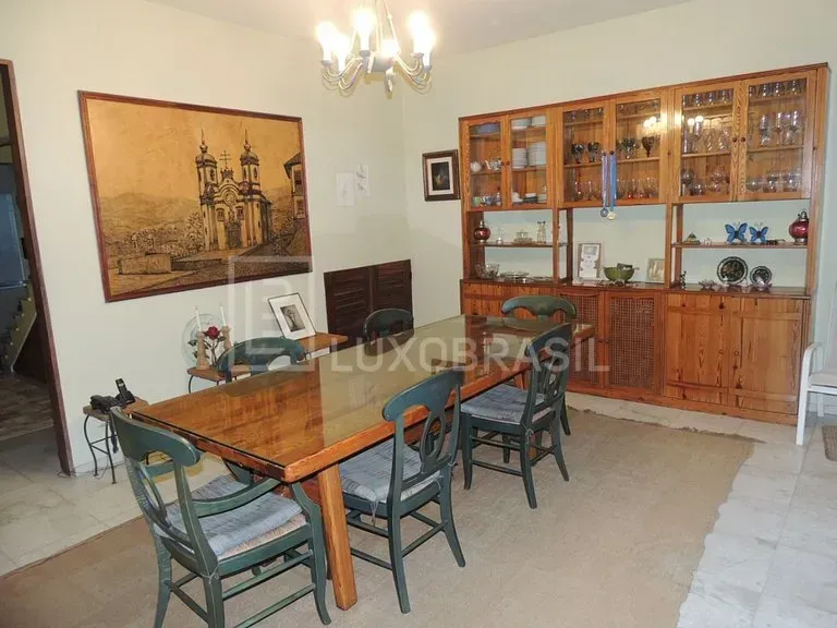 Furnished house with 4 bedrooms and 600 m² — photo 13