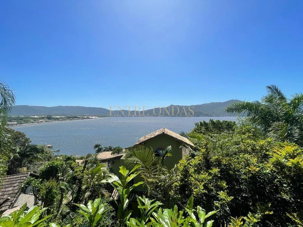 Furnished house with 8 bedrooms and 10 bathrooms, 2,500 m² — photo 10