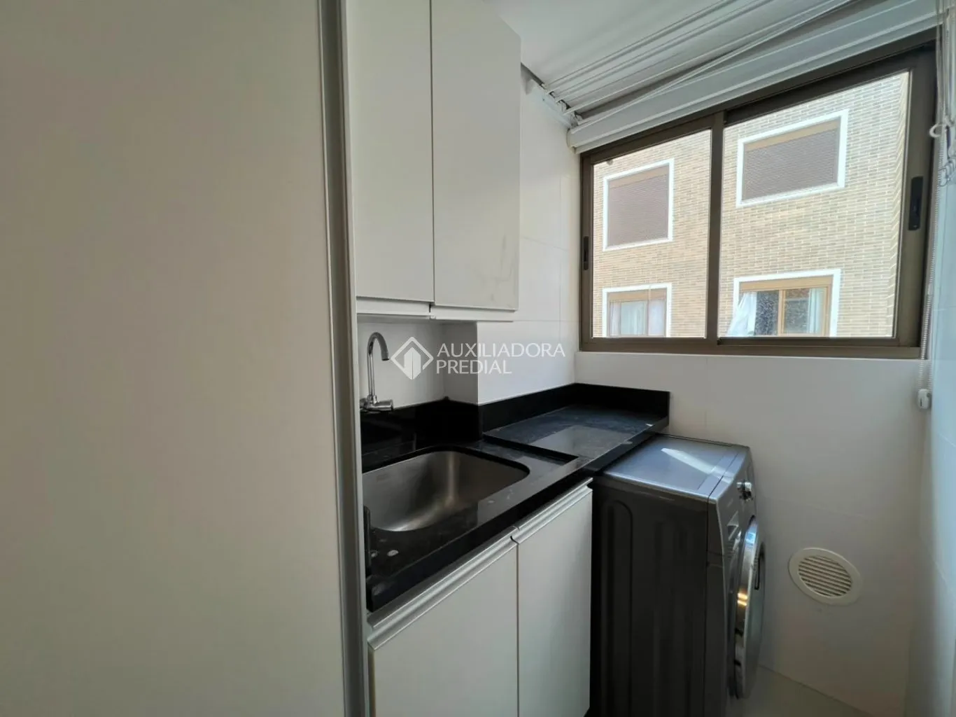 Apartamento amueblado de 2 dormitorios y cocina abierta — photo 8