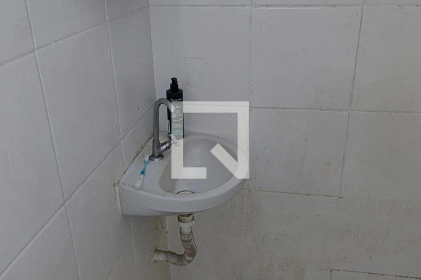 28 m² 1-bedroom apartment with no parking space — photo 11