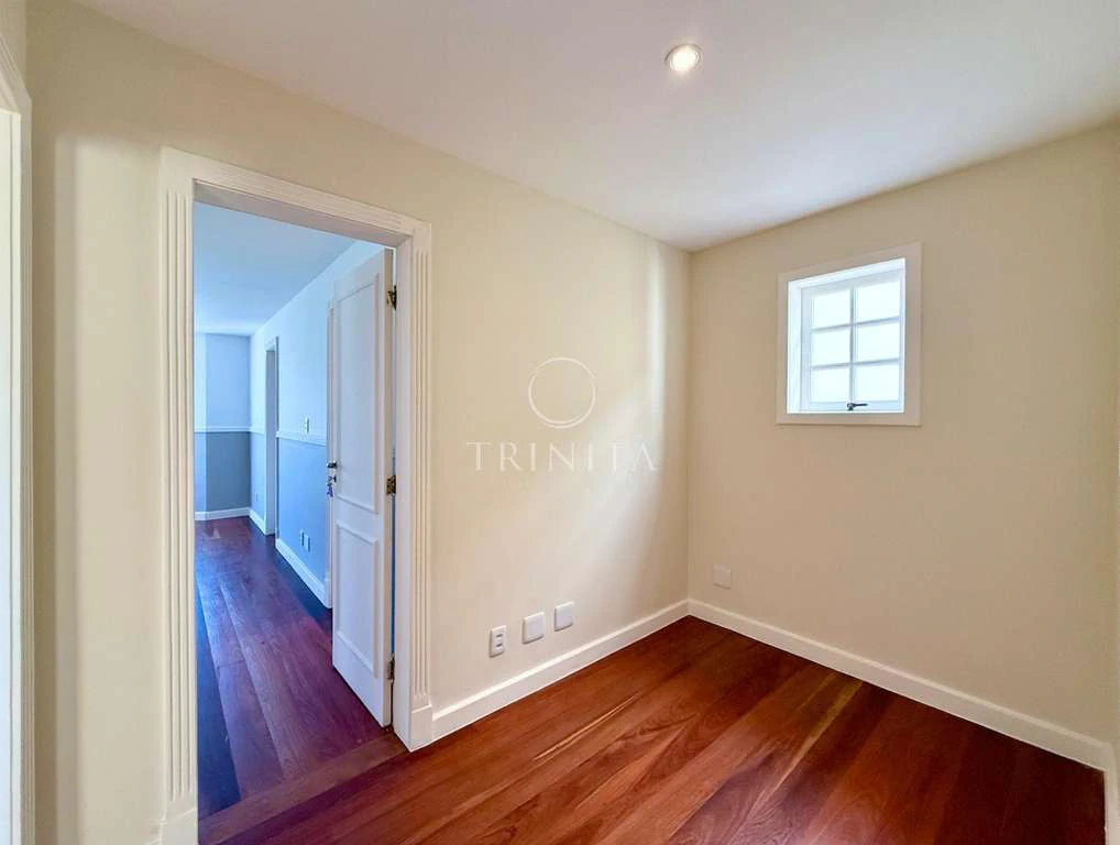 Casa mobiliada com 4 quartos e 6 banheiros 660 m² — photo 20