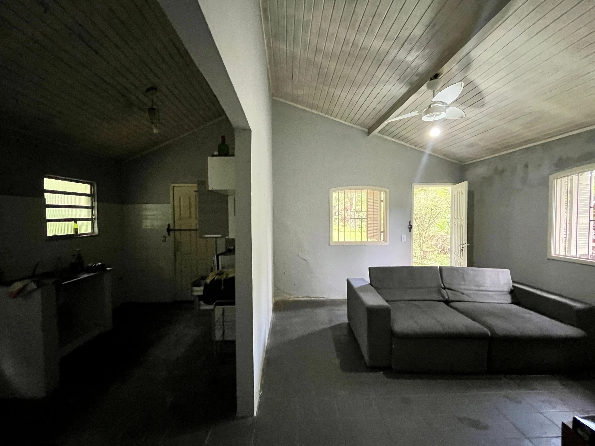 6-bedroom house with a washing machine — photo 39