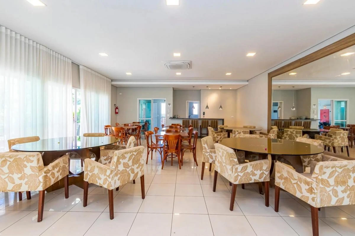 Apartamento de 3 quartos com varanda envidraçada — photo 17