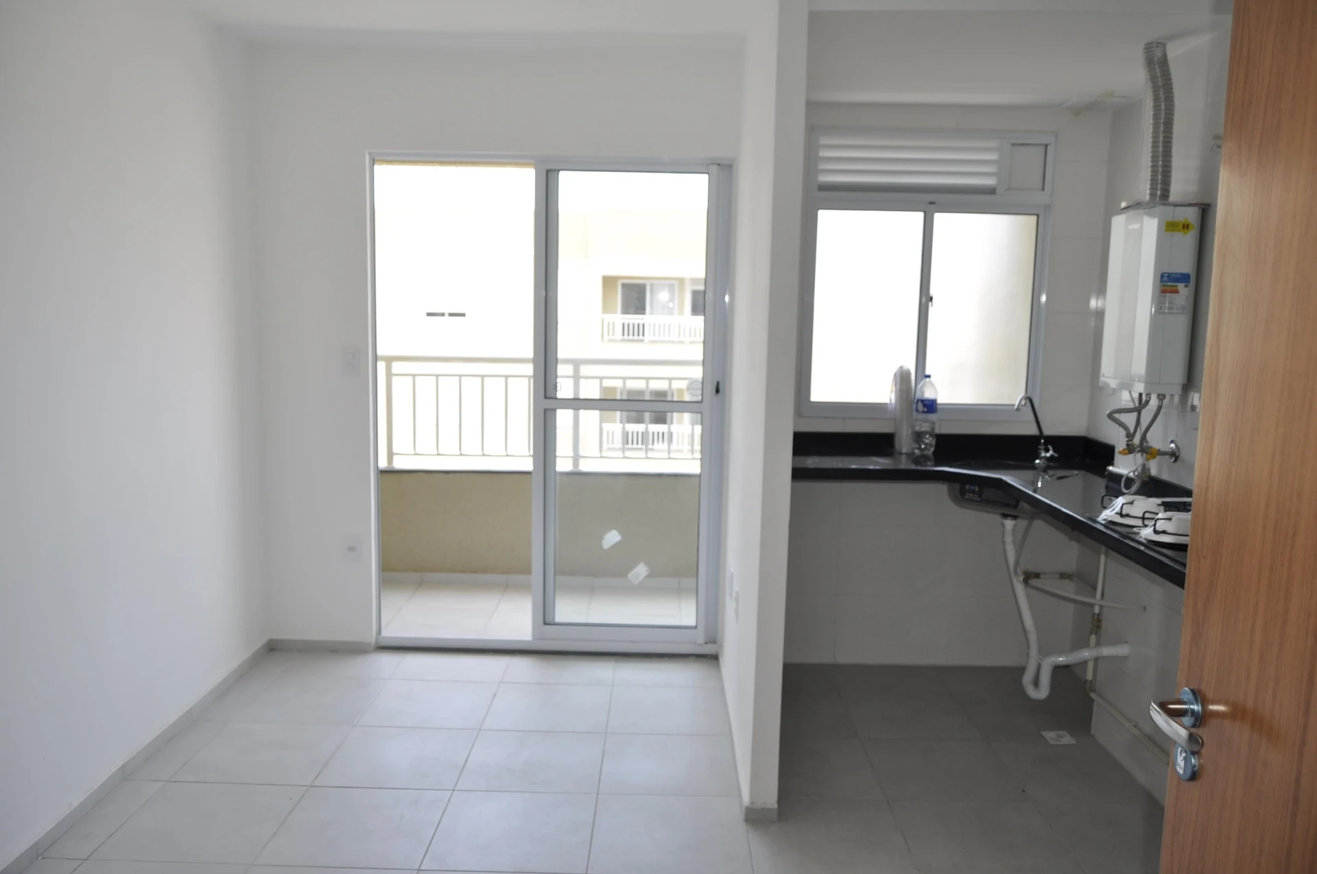 Mountain view in a 2-bedroom apartment, 42 m² — photo 28