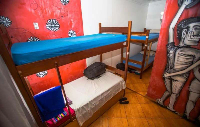 Furnished apartment with 11 bedrooms and 5 bathrooms — photo 20