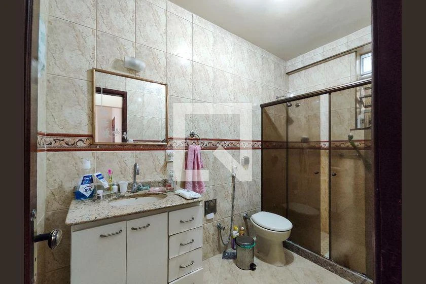 Furnished apartment, 70 m², with a walk-in closet — photo 32
