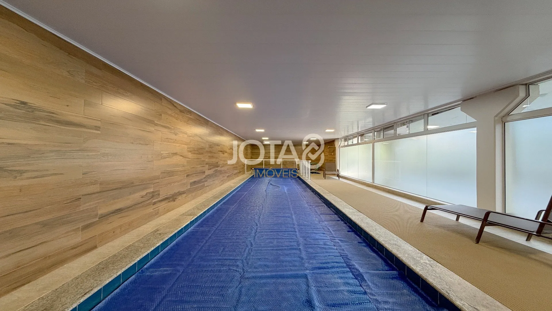 Меблированная квартира с 2 спальнями и открытой кухней — photo 24