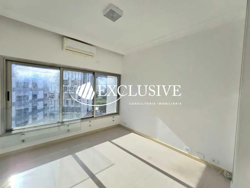 4-bedroom apartment with balcony and 5 bathrooms — photo 13