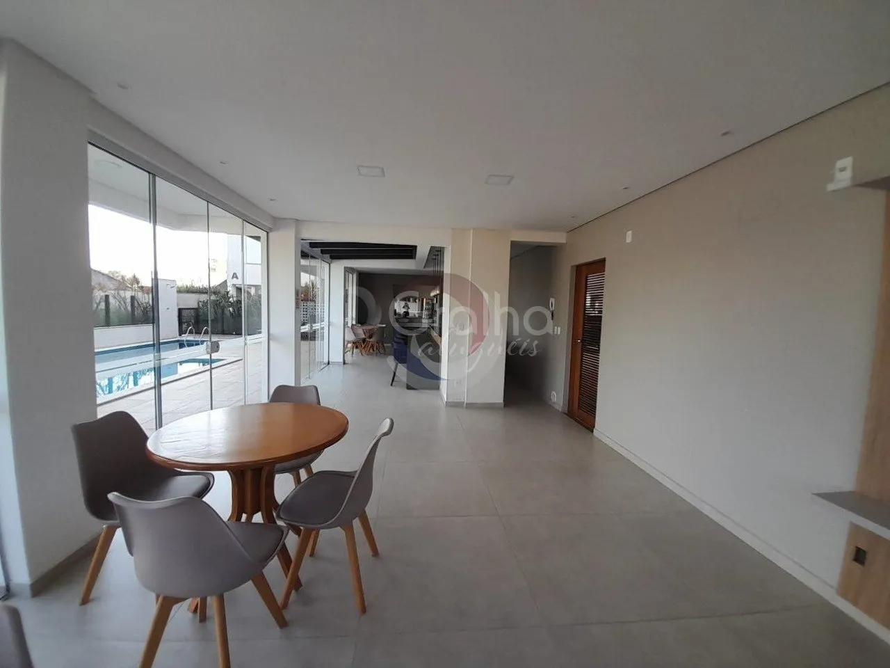3-bedroom apartment with a home office — photo 19