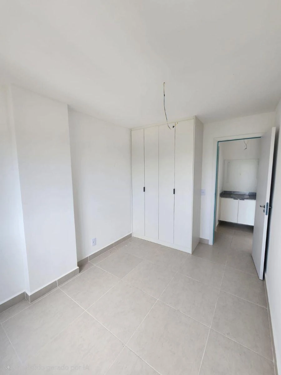 Mountain view in a one-bedroom apartment, 35 m² — photo 4
