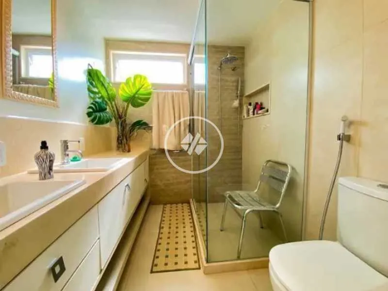 Furnished apartment with 3 bedrooms and 3 bathrooms — photo 9