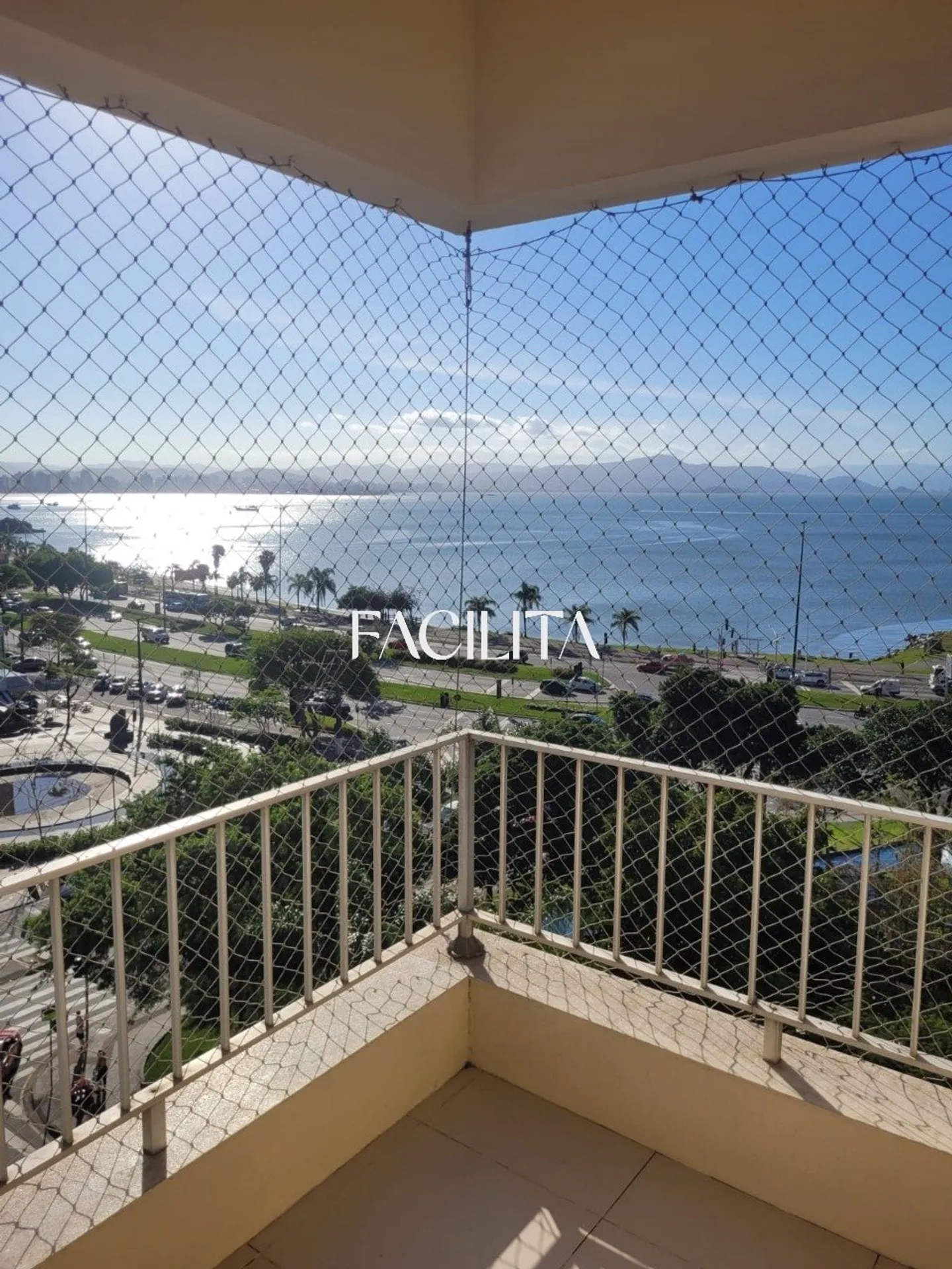 Furnished 3-bedroom apartment with 7th floor — photo 4