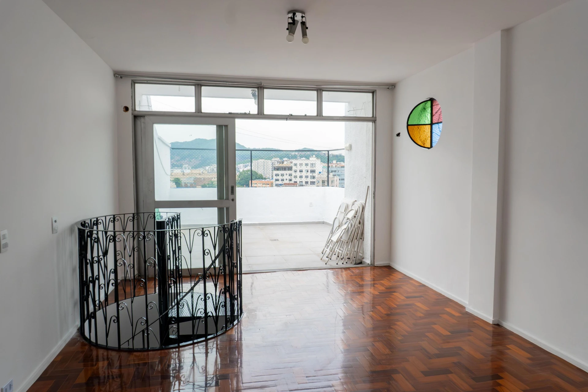 3 quartos e vista para as montanhas: apartamento de 120 m² — photo 59