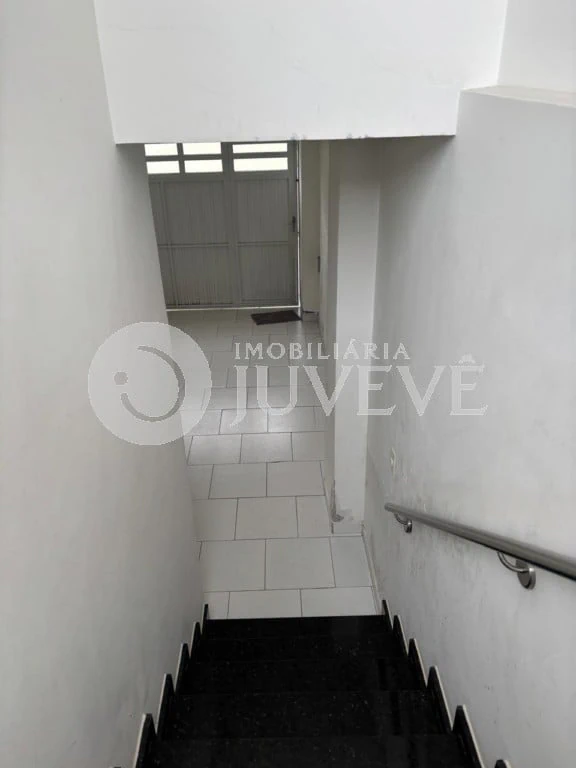 2-bedroom apartment with a washing machine in Curitiba — photo 19