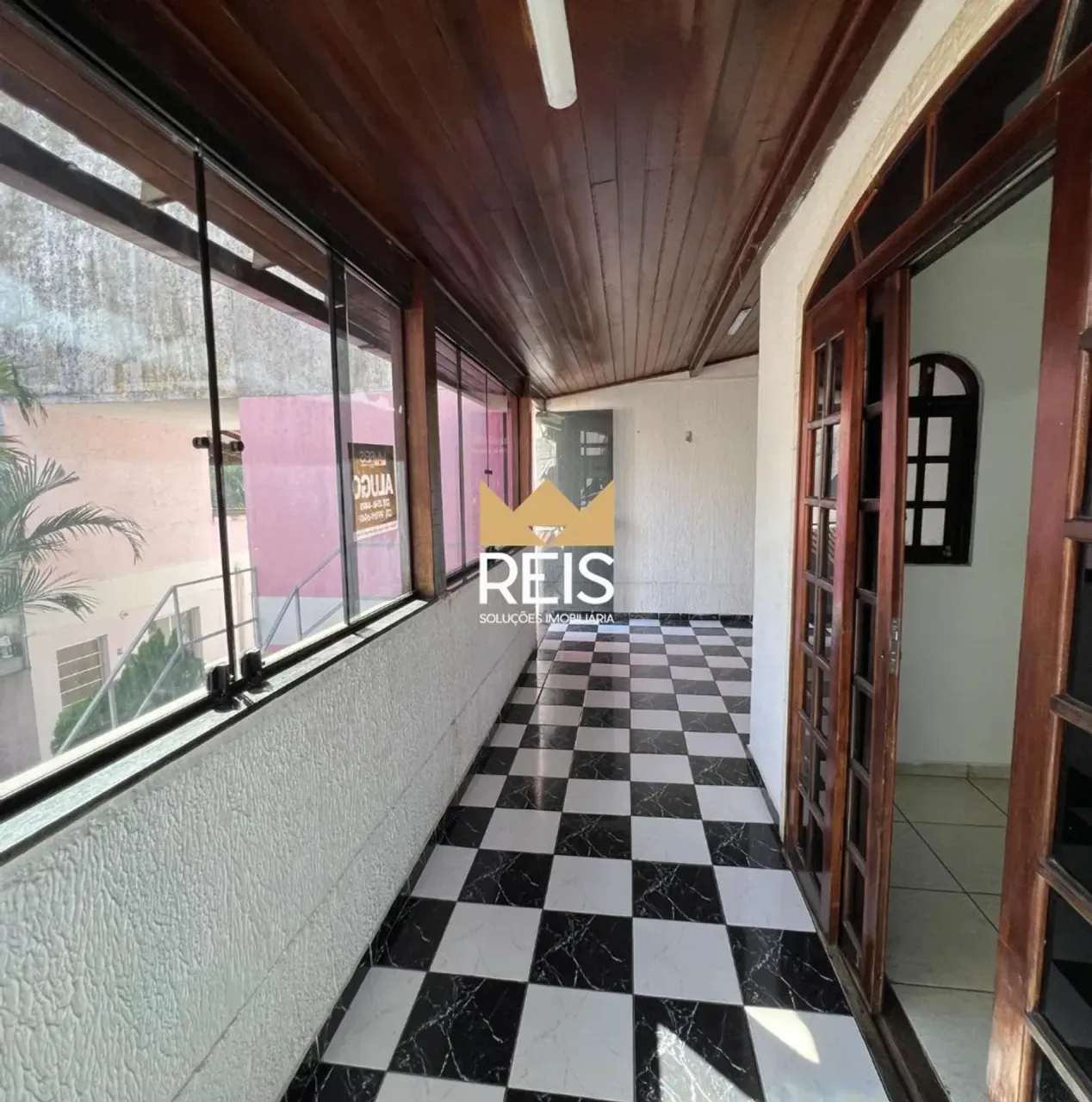 Casa sem mobília com 2 quartos e box de vidro — photo 11