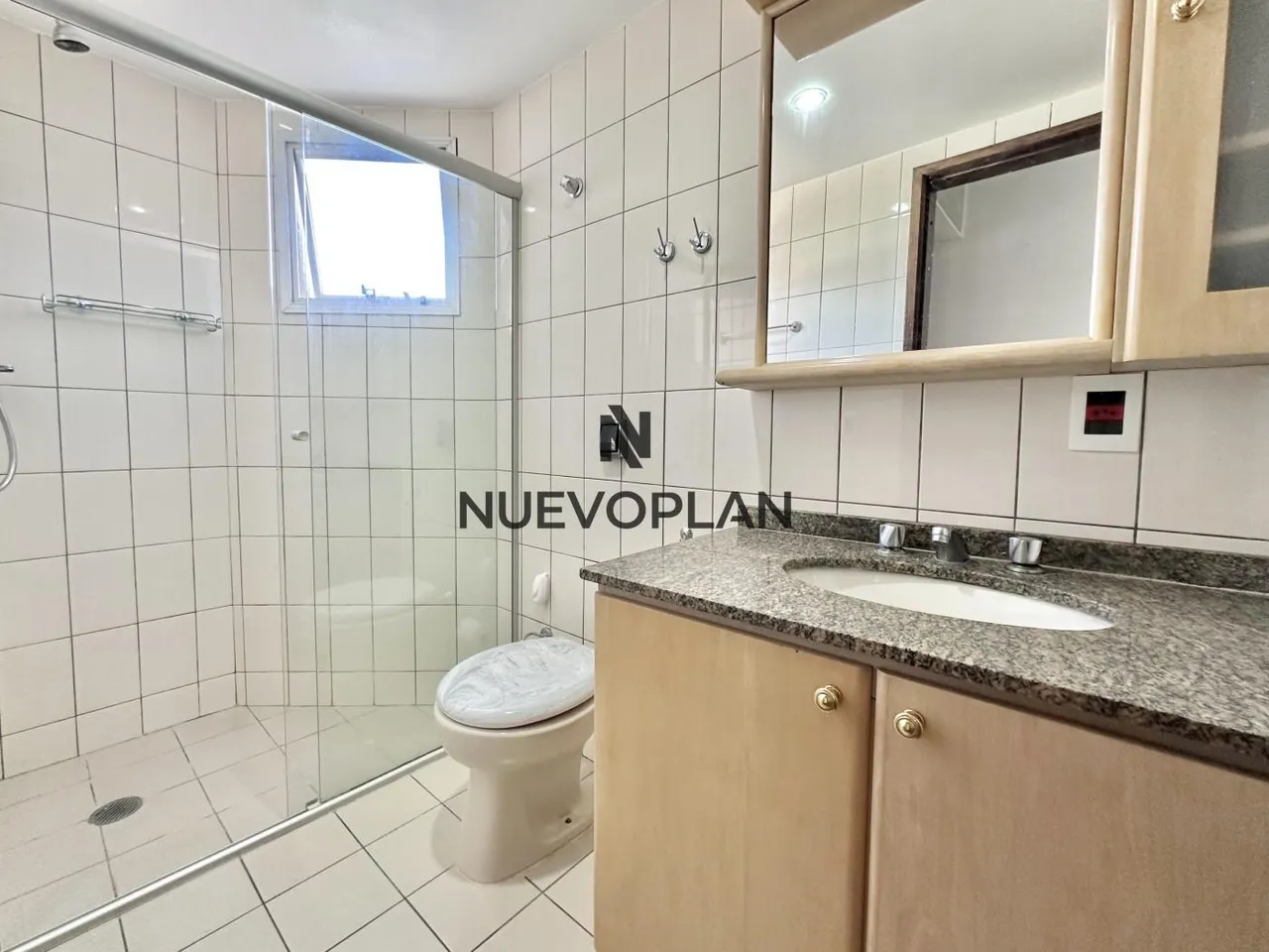 3-bedroom apartment with 1 suite, 2 bathrooms and parking — photo 18