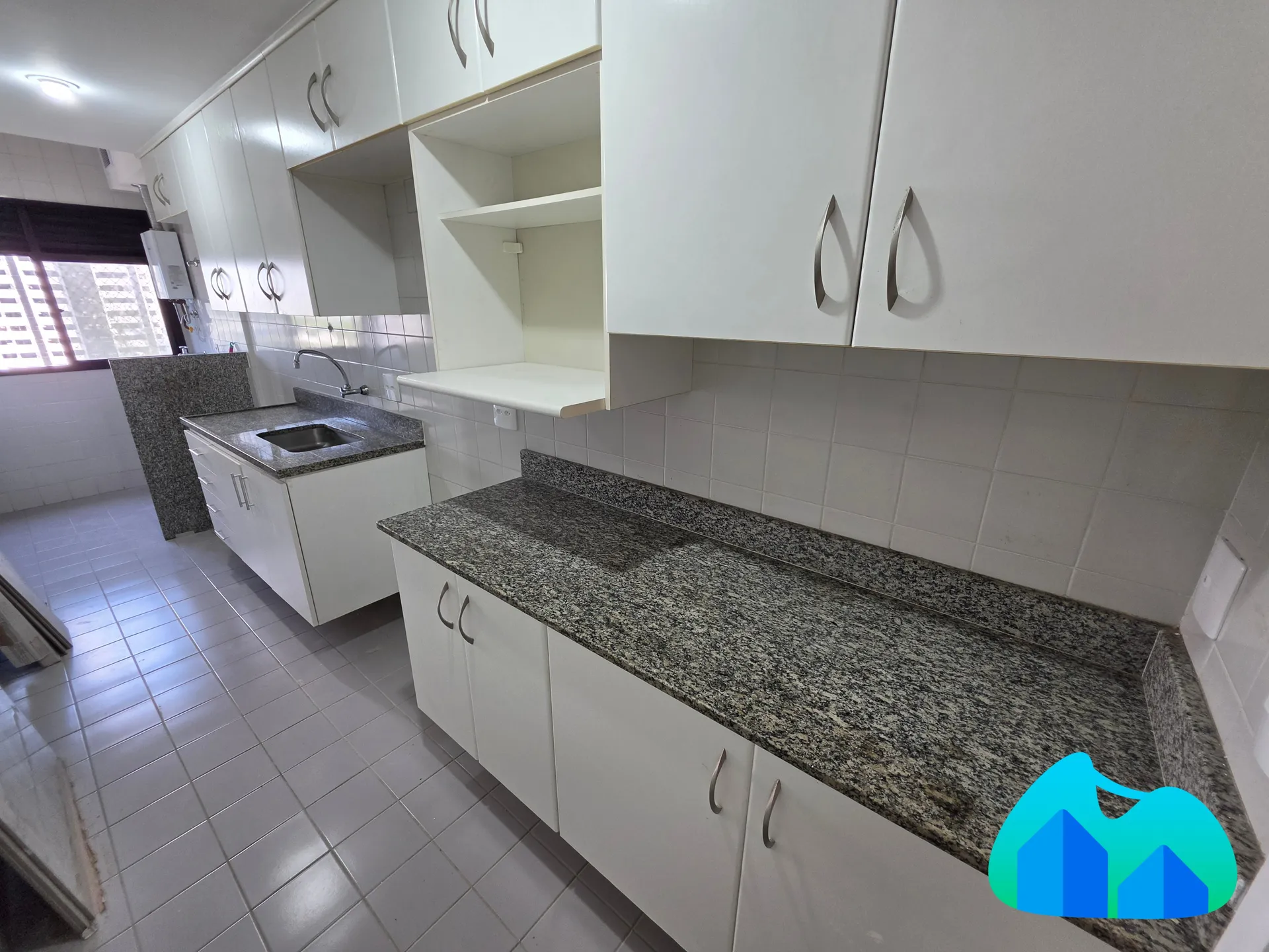 71 m² apartment with a mountain view and a private BBQ — photo 2