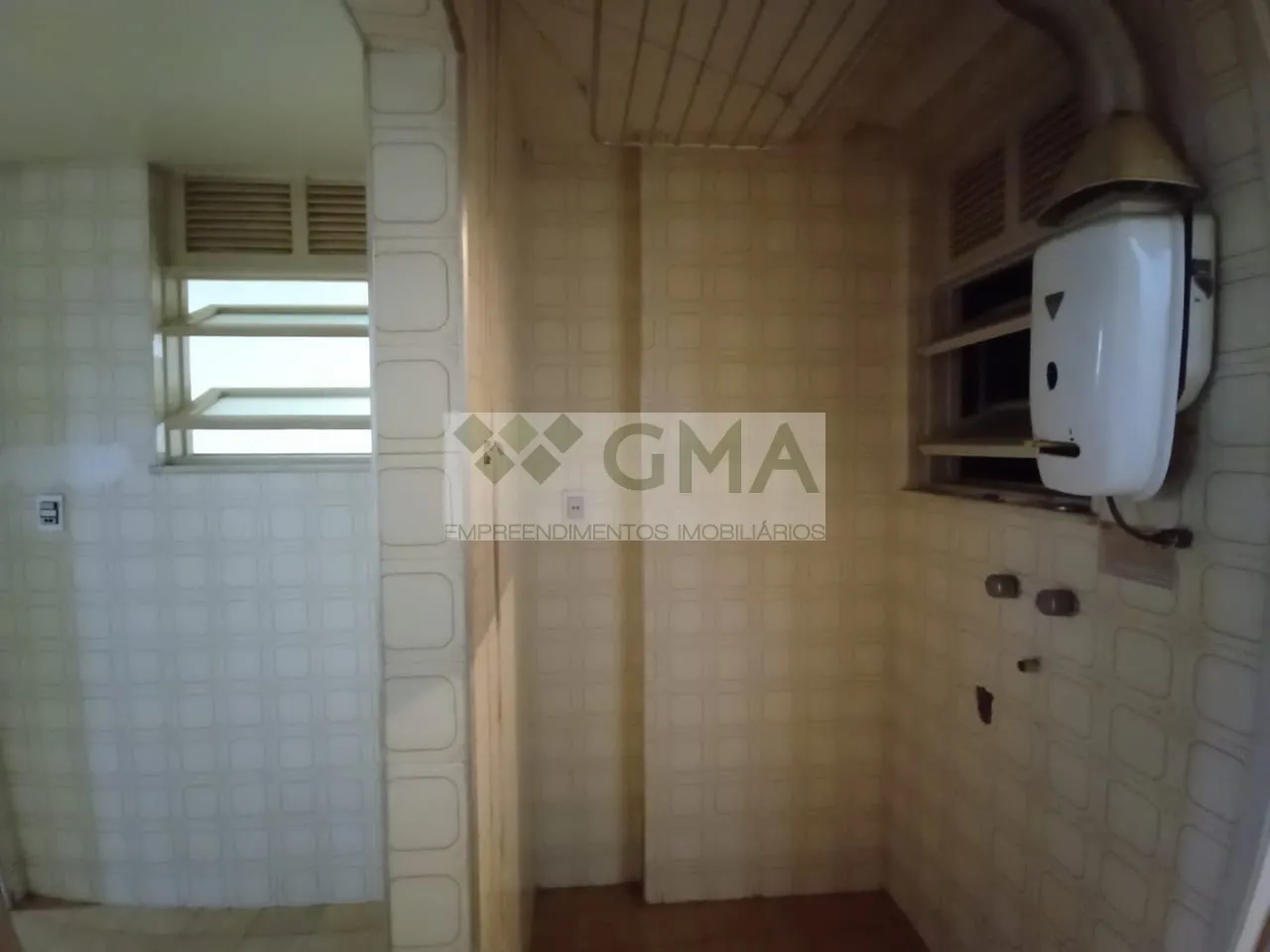 2-bedroom apartment with a bathtub in Rio de Janeiro — photo 24