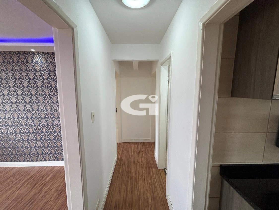 2-bedroom apartment with wood or laminate floors — photo 26