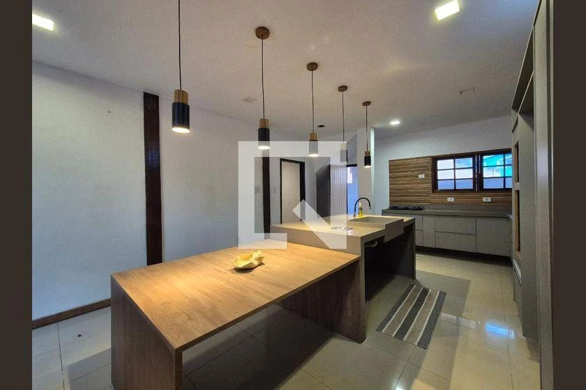 3-bedroom house with a home office — photo 37
