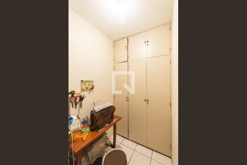 2-bedroom apartment with a mountain view in Rio de Janeiro — photo 33