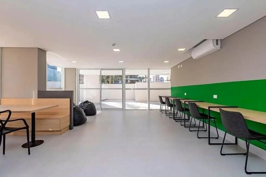 Furnished studio, 27 m², with floor-to-ceiling windows — photo 19