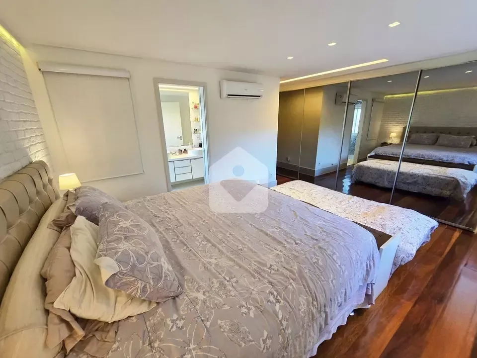 Furnished apartment with 3 bedrooms and 5 bathrooms — photo 26