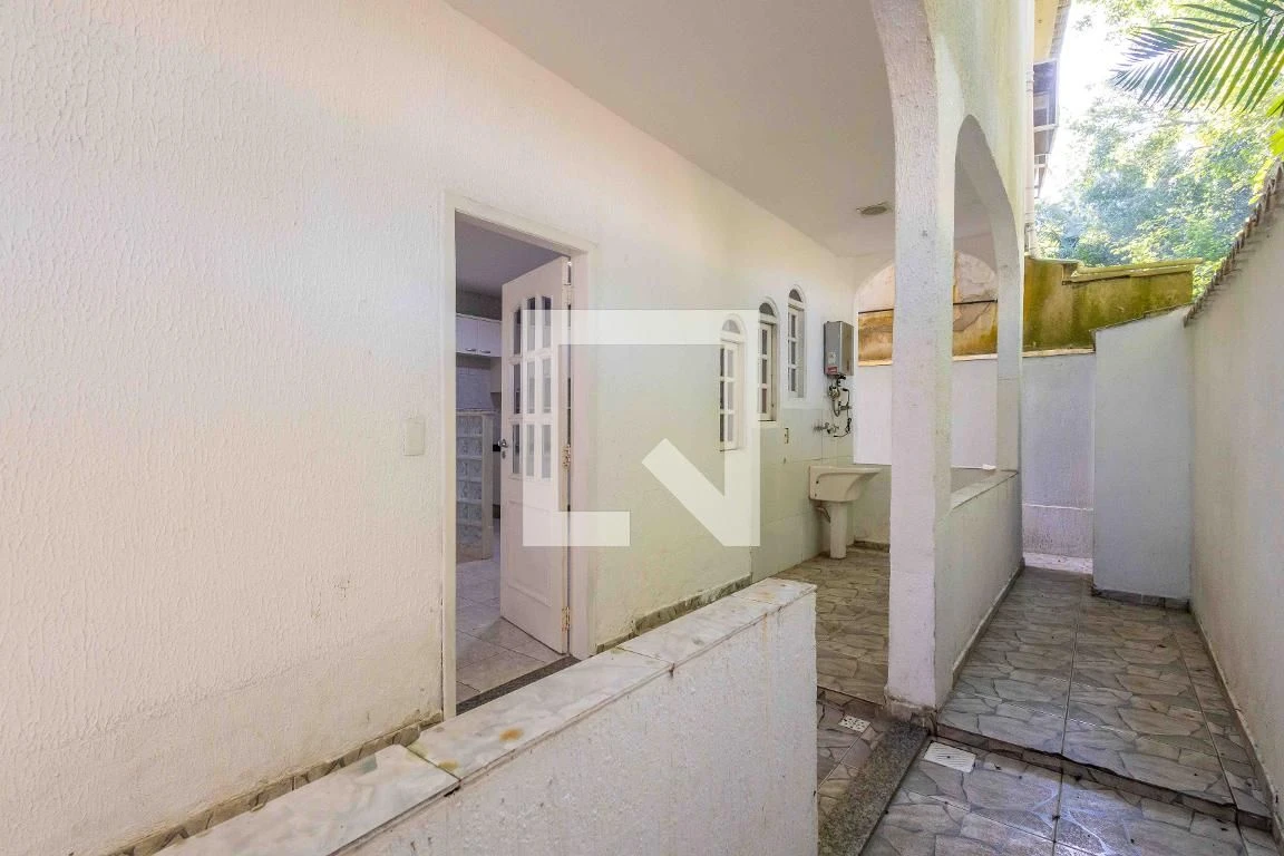 Condominium house with 3 bedrooms and private garden — photo 43