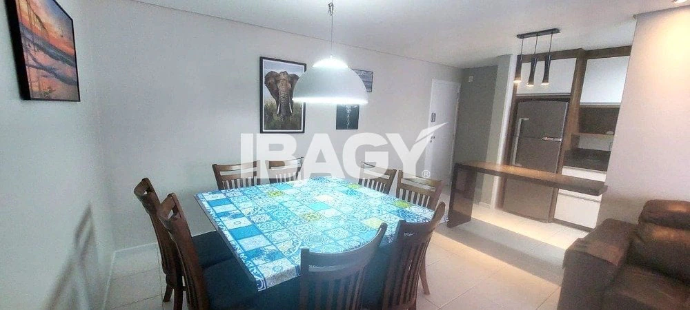 Apartamento amueblado de 3 dormitorios con barbacoa privada — photo 17