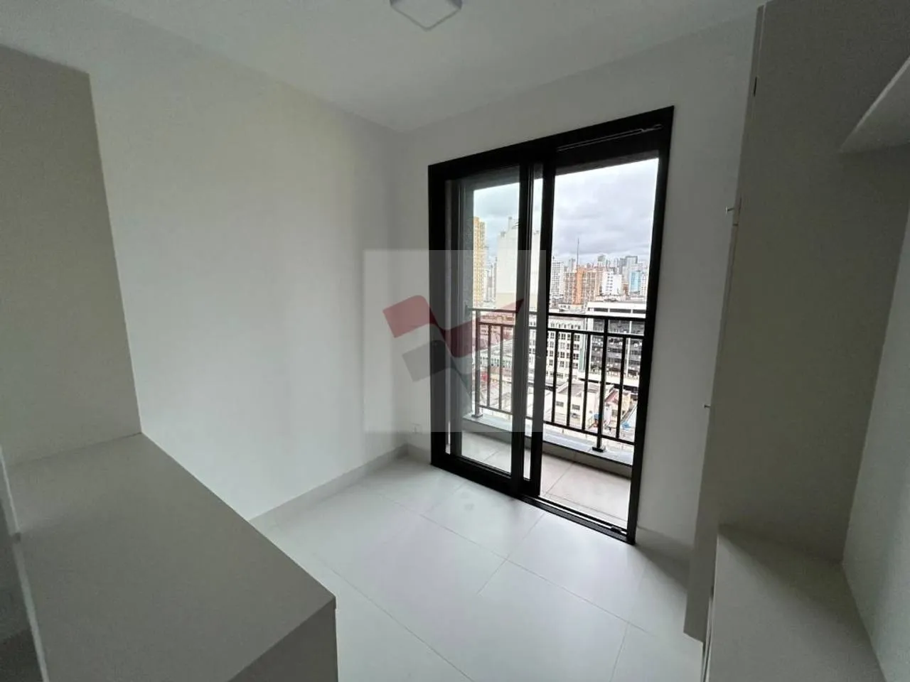 Apartamento mobiliado de 1 quarto com espaço de home office — photo 18