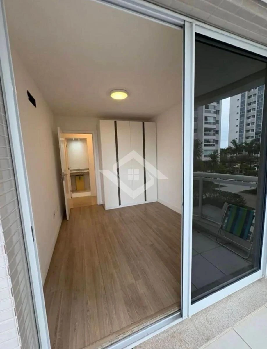 85 m² apartment with a balcony and 2 bathrooms — photo 3