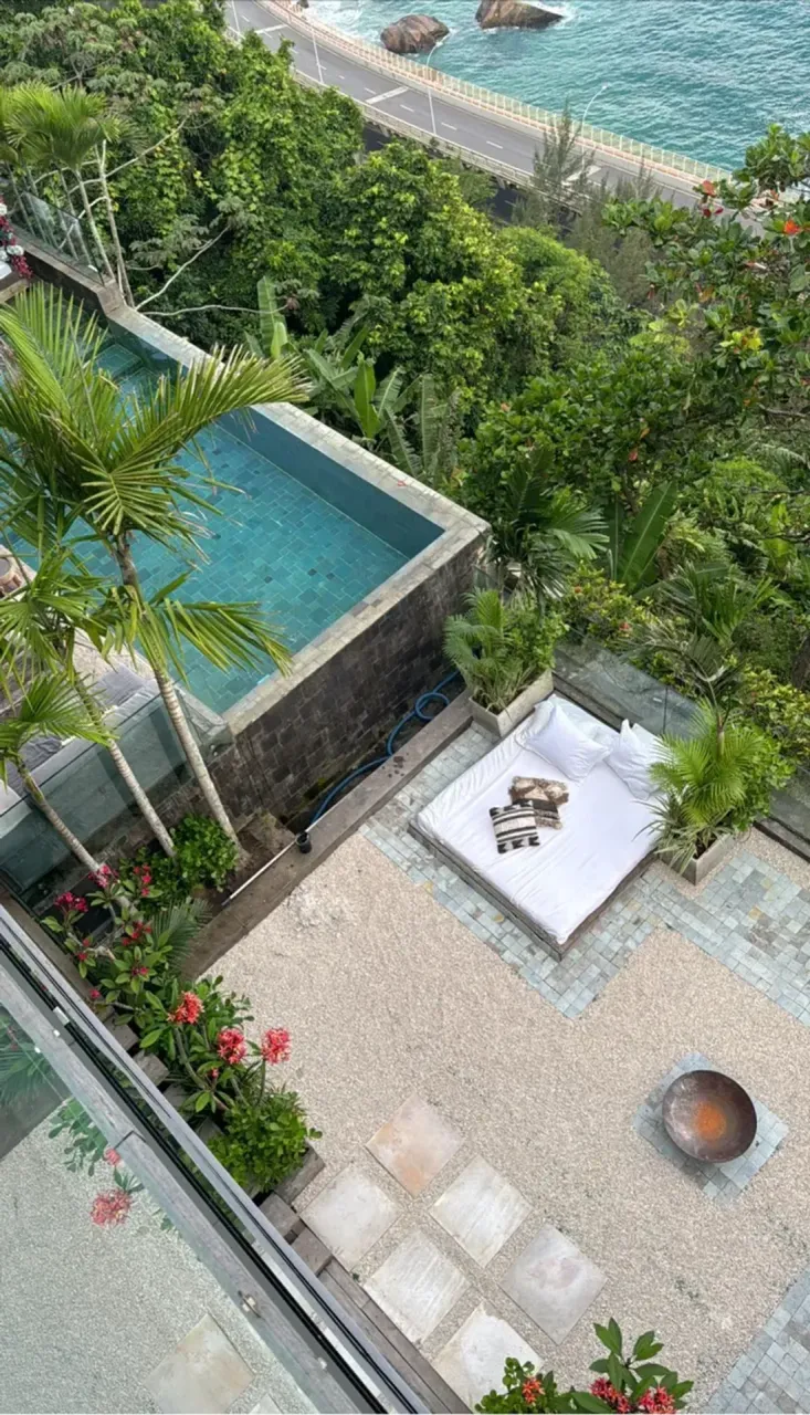 Casa amueblada con 5 dormitorios y vista desde las ventanas — photo 12