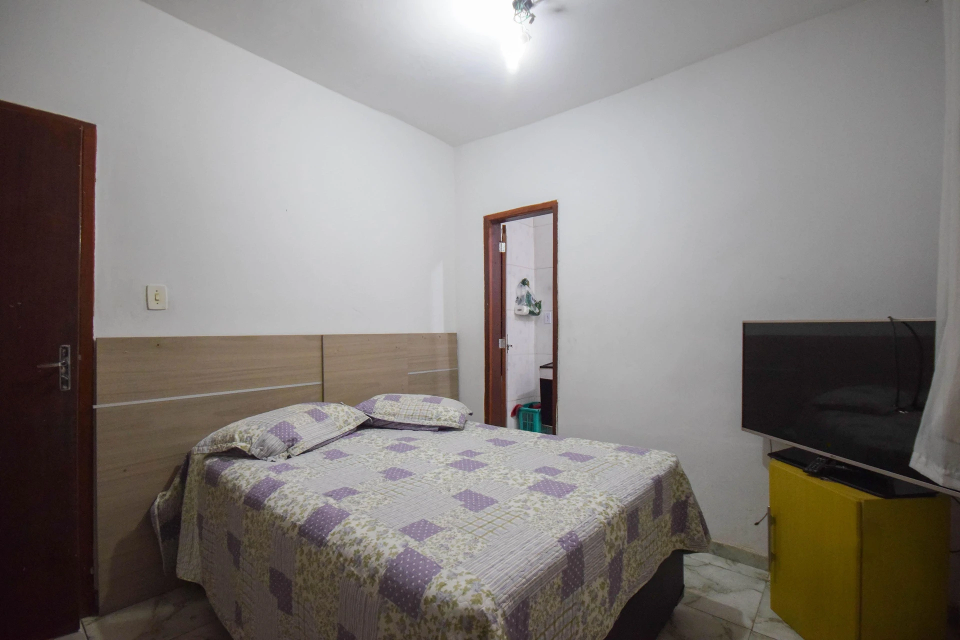 Furnished apartment with 2 bedrooms and private garden — photo 13