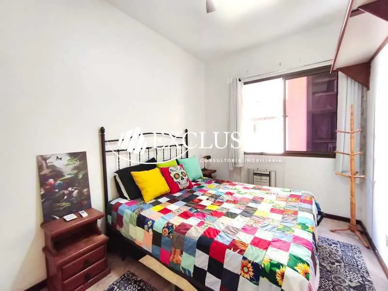 Furnished 2-bedroom apartment with 1 bathroom and parking — photo 2