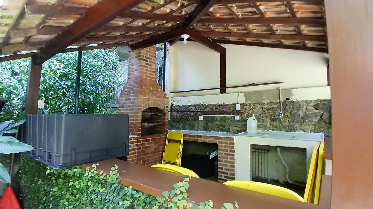 Vista a la montaña y 3 dormitorios: departamento de 148 m² — photo 61